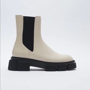 NWT Zara Lug Sole Low Heel Leather Ankle Boot